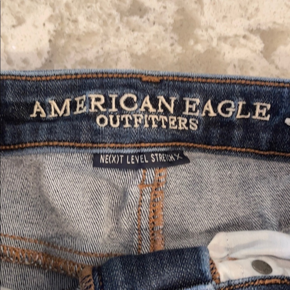 American Eagle Denim Shorts - Picture 3 of 5